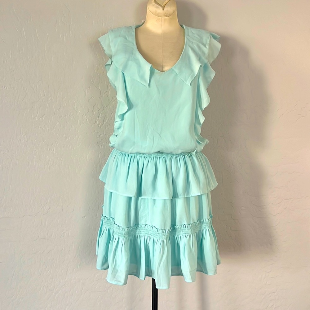 New with Tag Banana Republic flowy dress